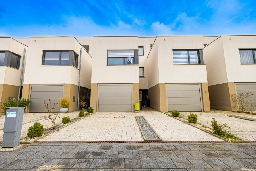 Квартира в Люксембурге, Люксембург, 160 м² - фото 1