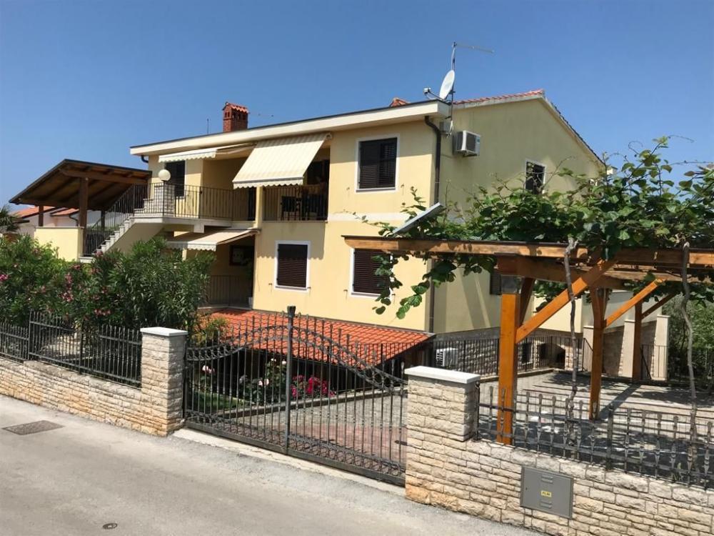 Отель, гостиница в Медулине, Хорватия, 450 м² - фото 1