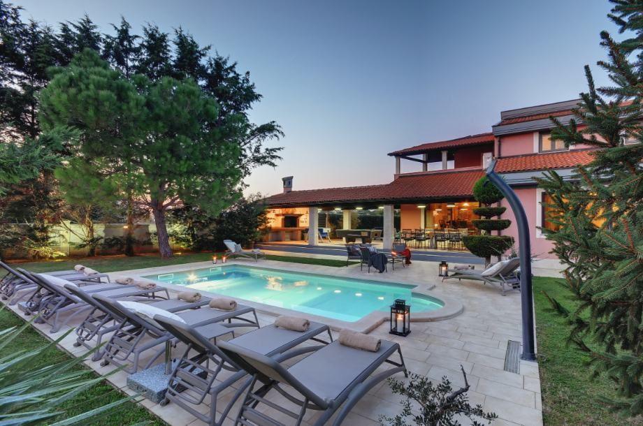 Вилла в Пуле, Хорватия, 347 м² - фото 6