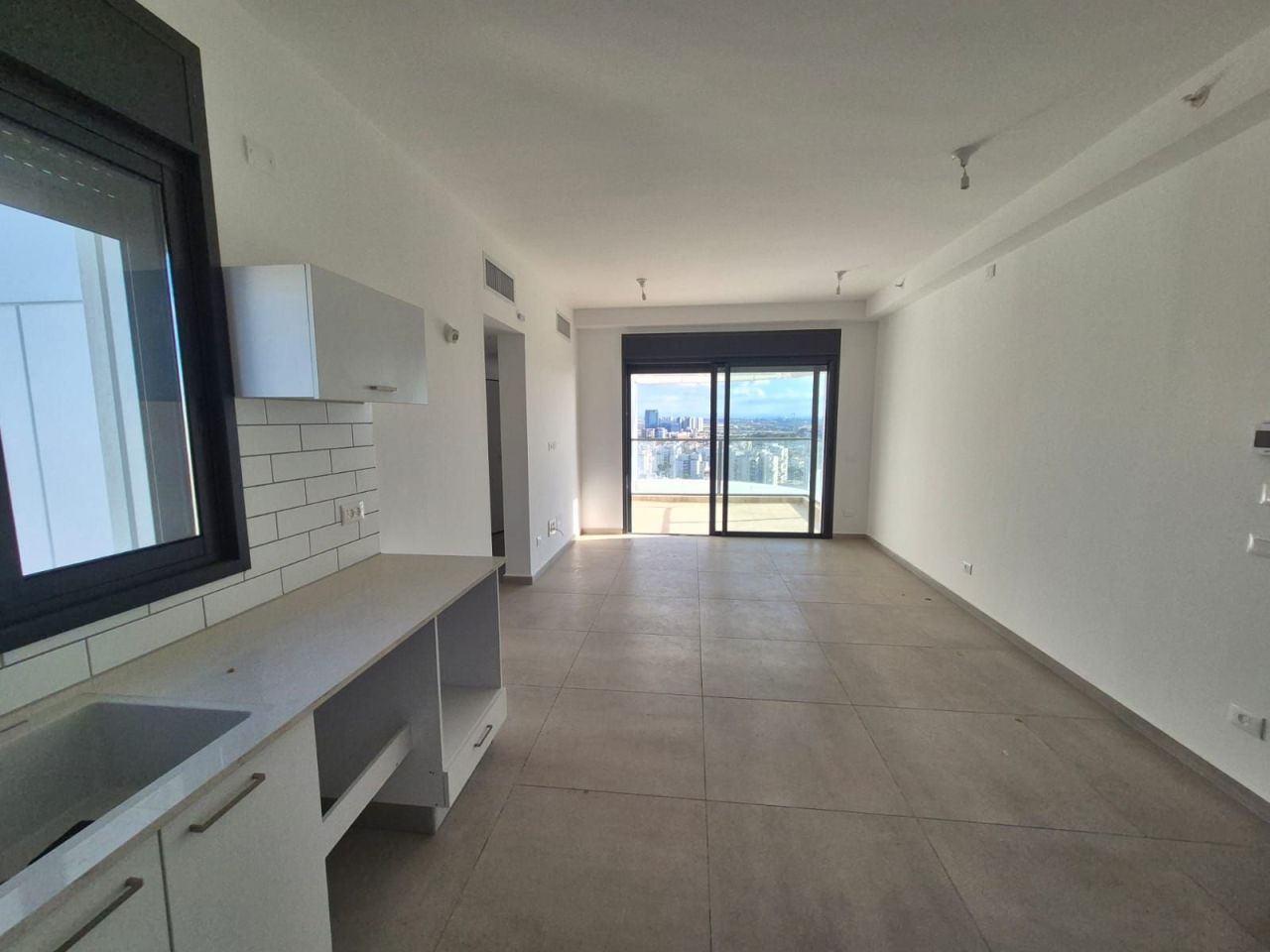 Апартаменты в Бат-Яме, Израиль, 80 м² - фото 2