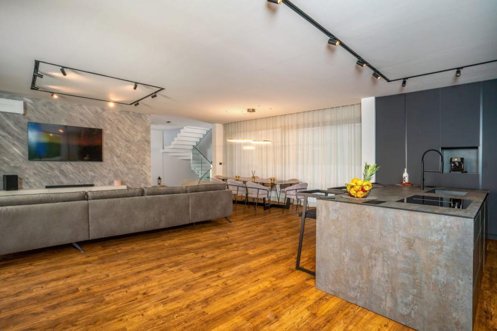 Вилла в Цриквенице, Хорватия, 396 м² - фото 14