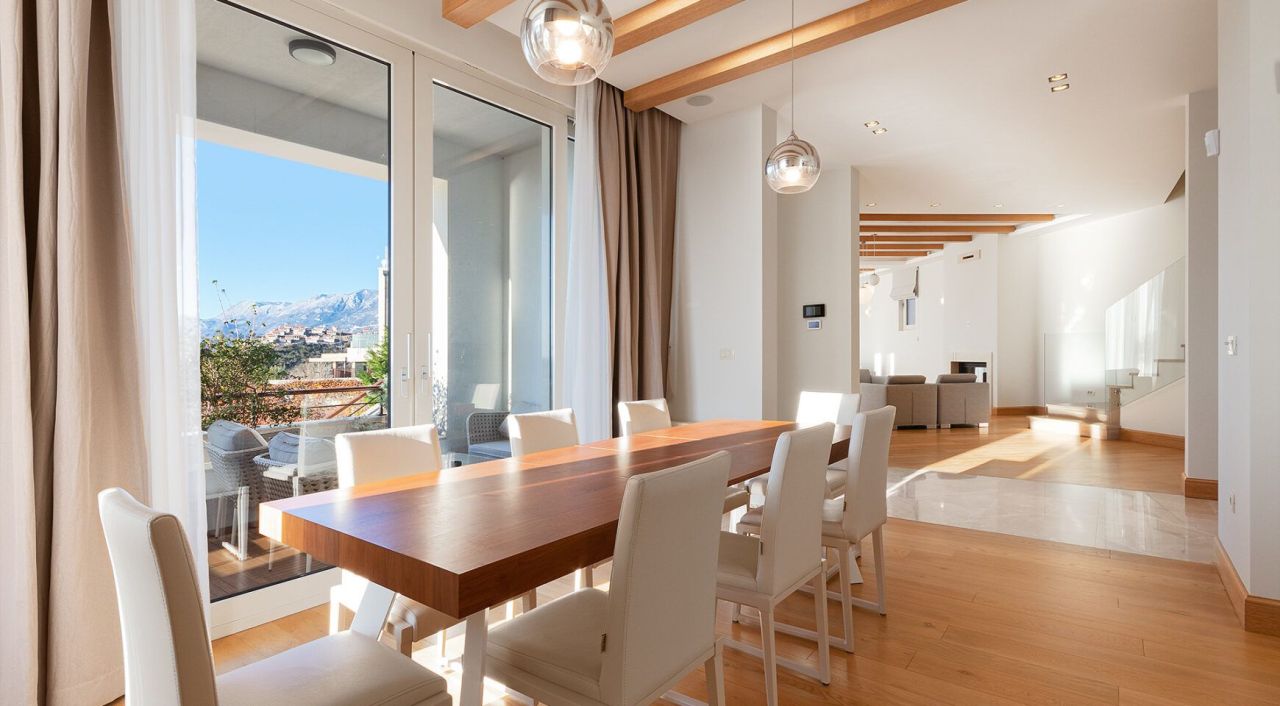 Вилла в Режевичах, Черногория, 600 м² - фото 3