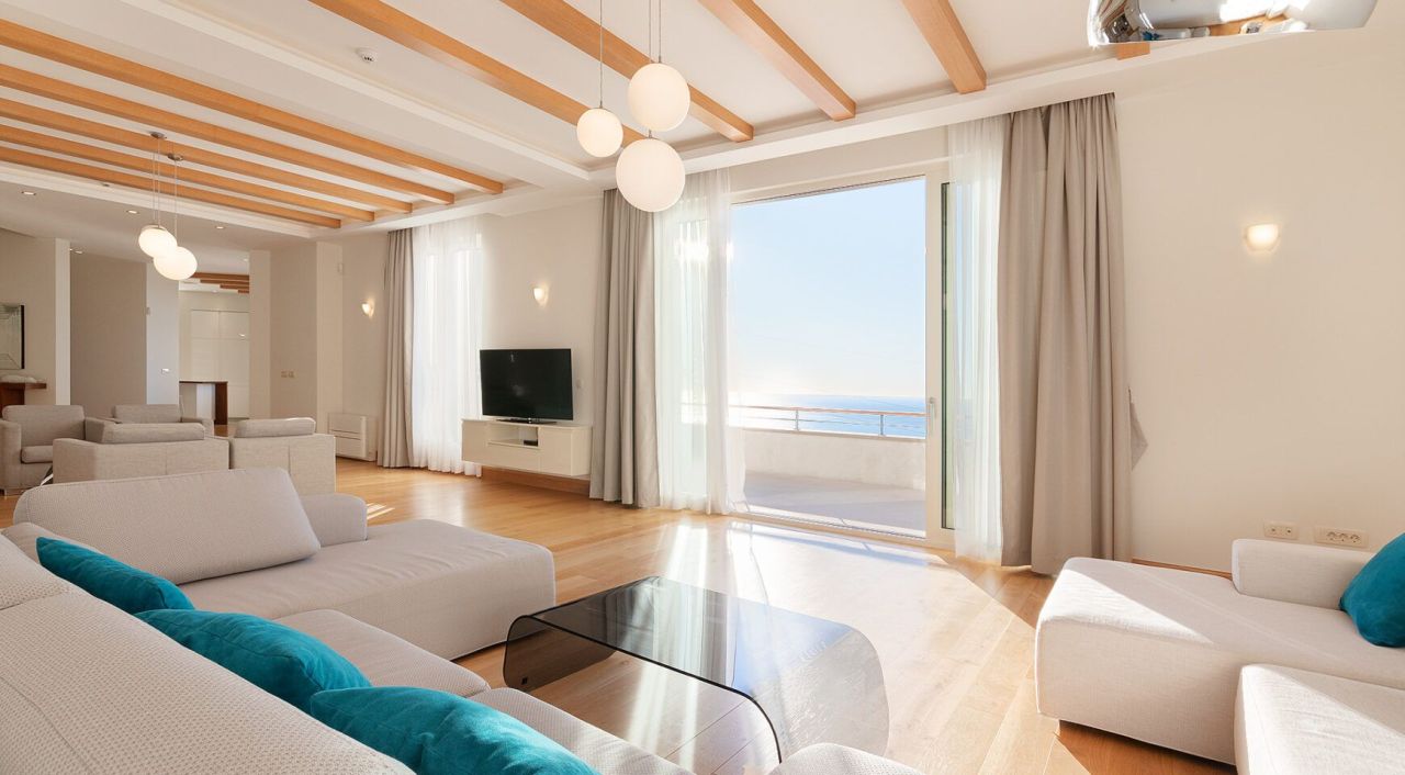 Вилла в Режевичах, Черногория, 600 м² - фото 5