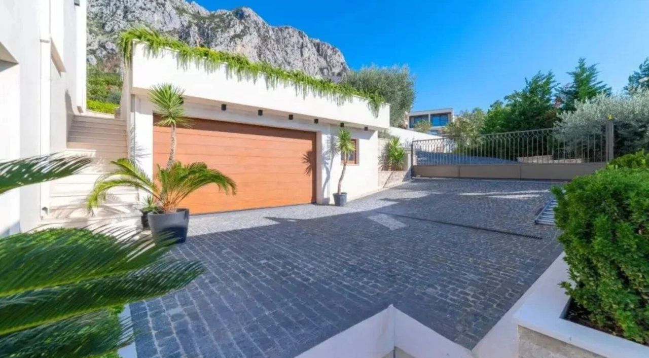 Вилла в Режевичах, Черногория, 400 м² - фото 7