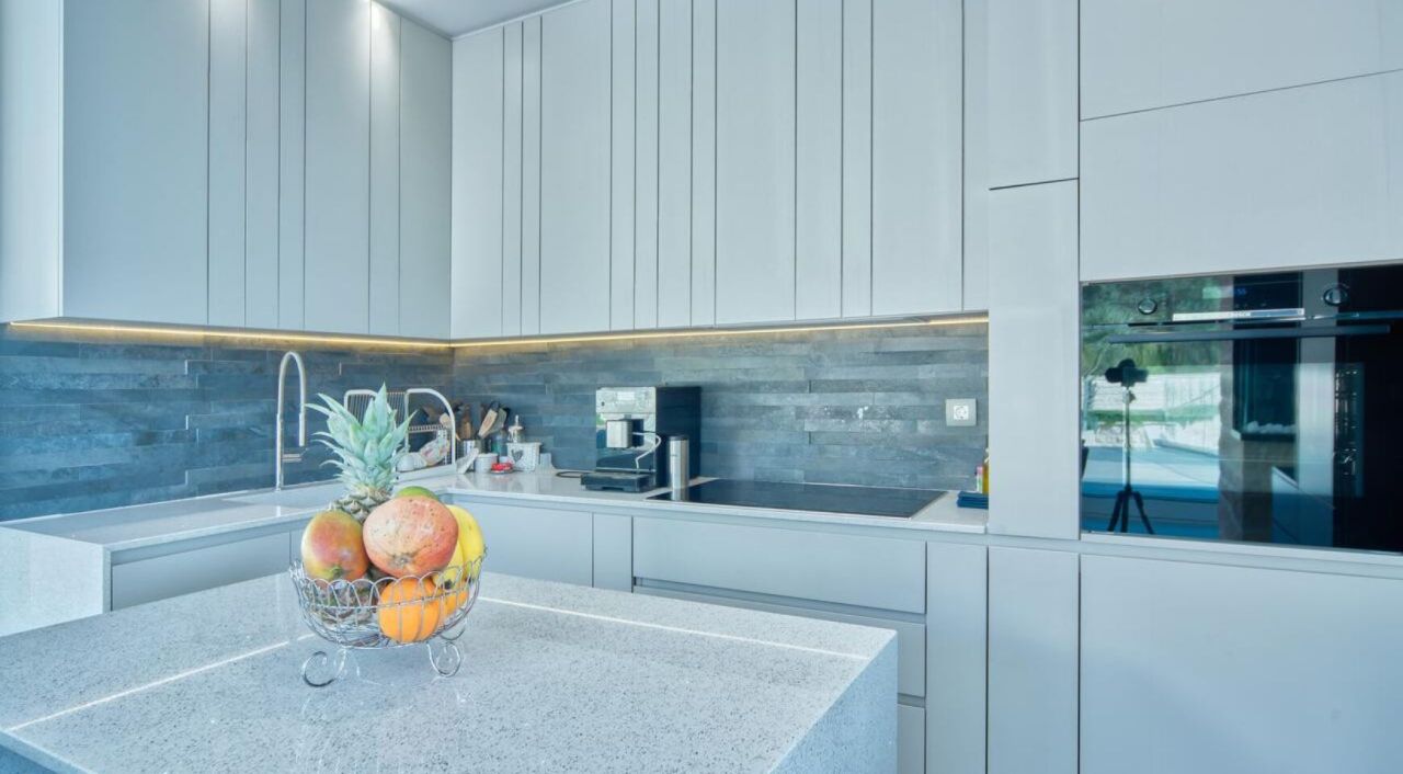 Вилла в Режевичах, Черногория, 750 м² - фото 5