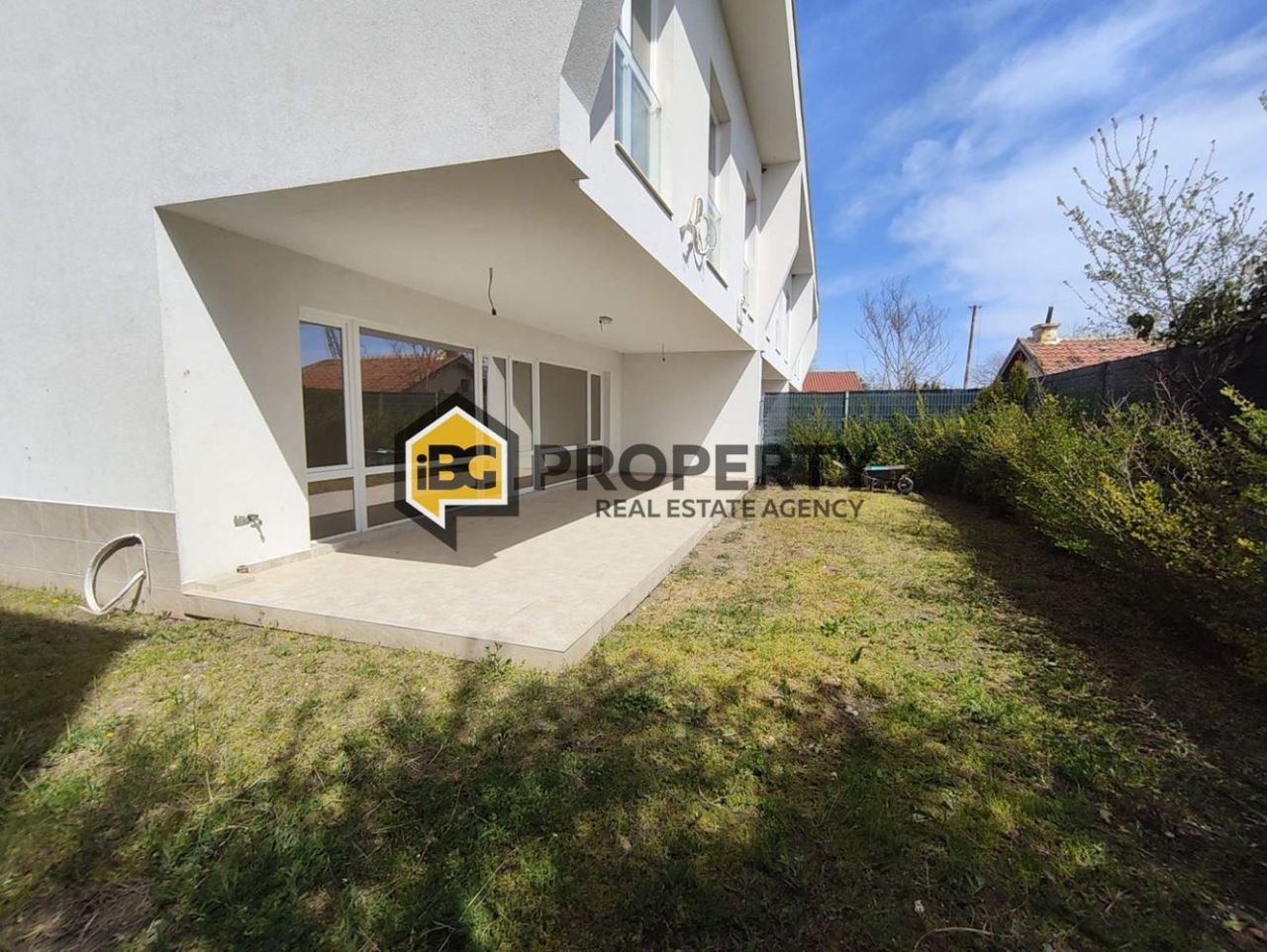 Коттедж в Варне, Болгария, 210 м² - фото 1