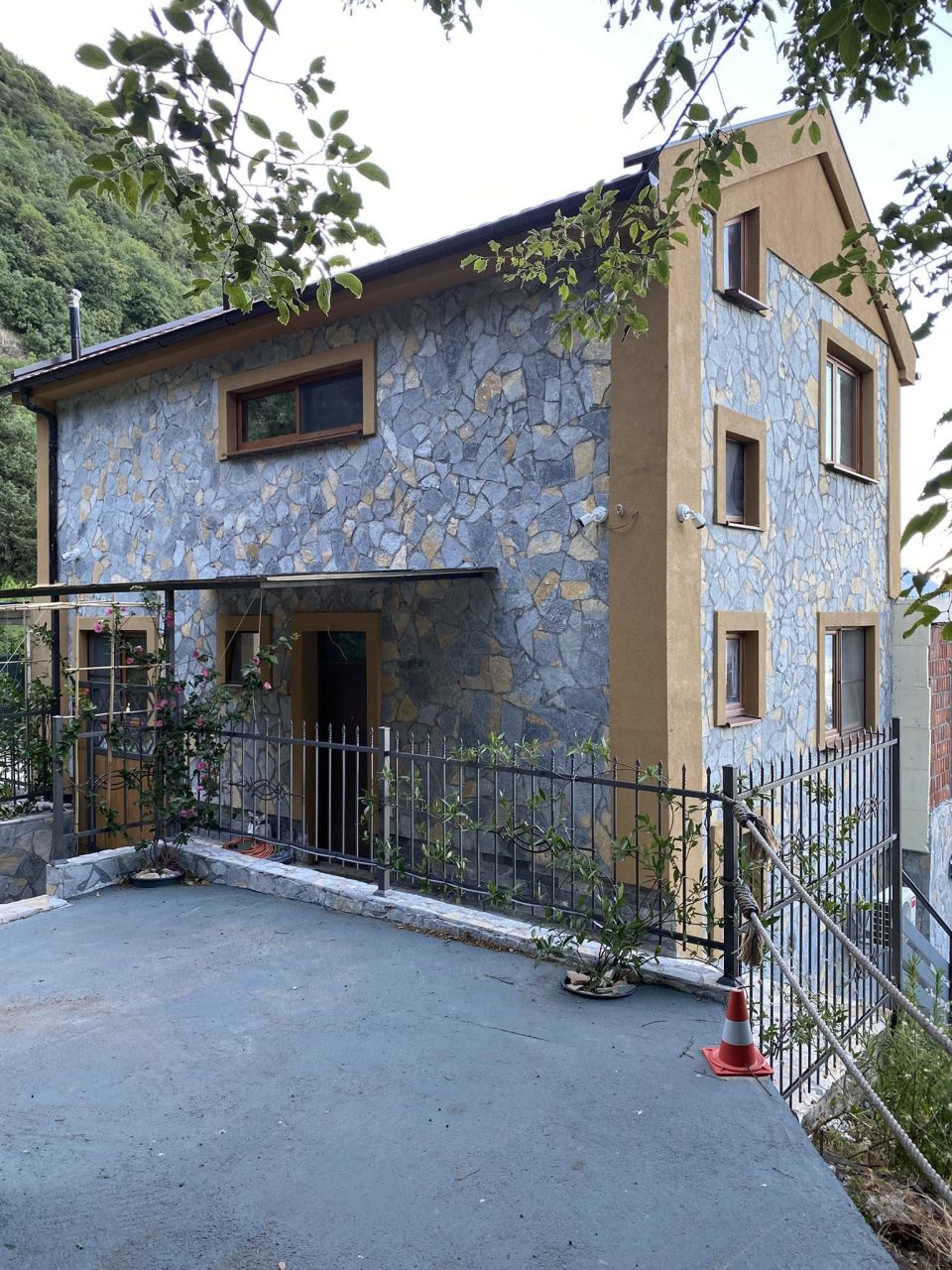 Вилла в Будве, Черногория, 250 м² - фото 2