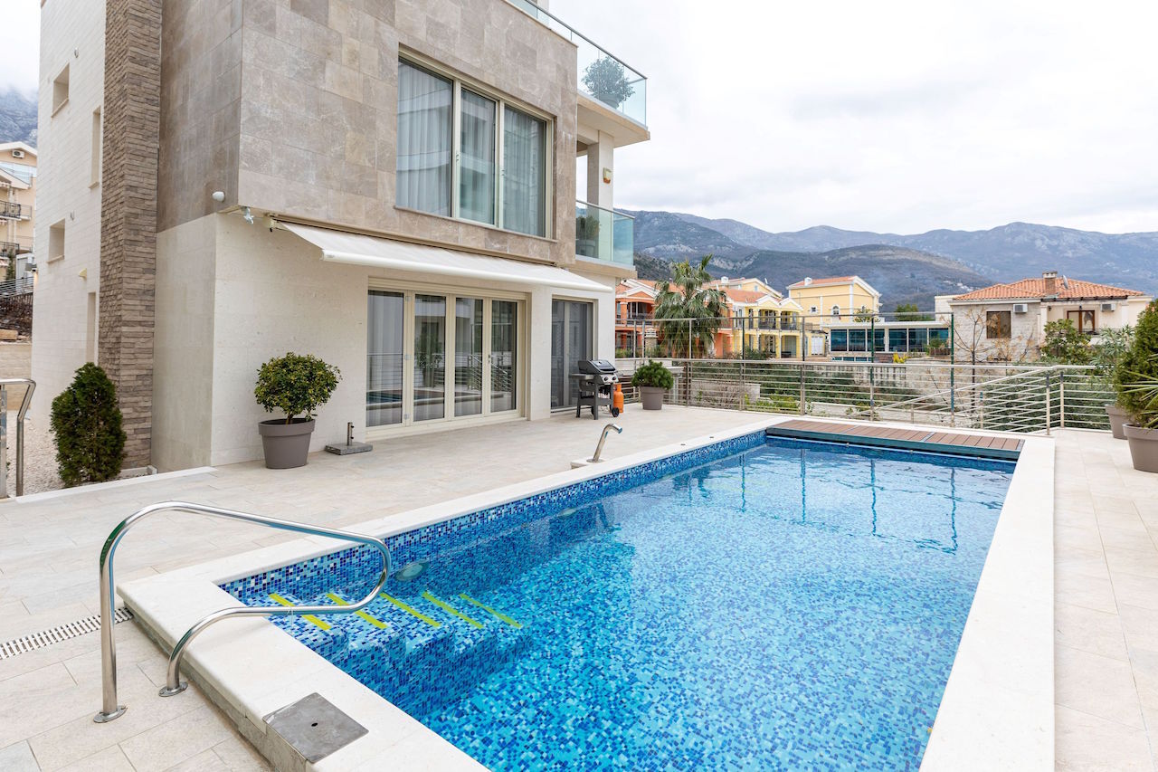 Вилла в Бечичи, Черногория, 400 м² - фото 13