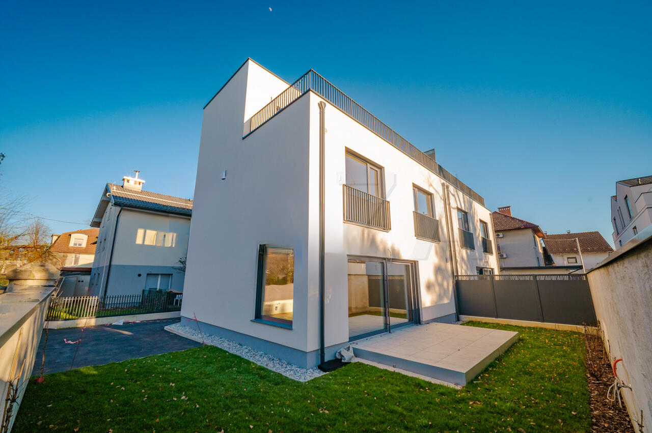 Дом в Любляне, Словения, 176 м² - фото 1