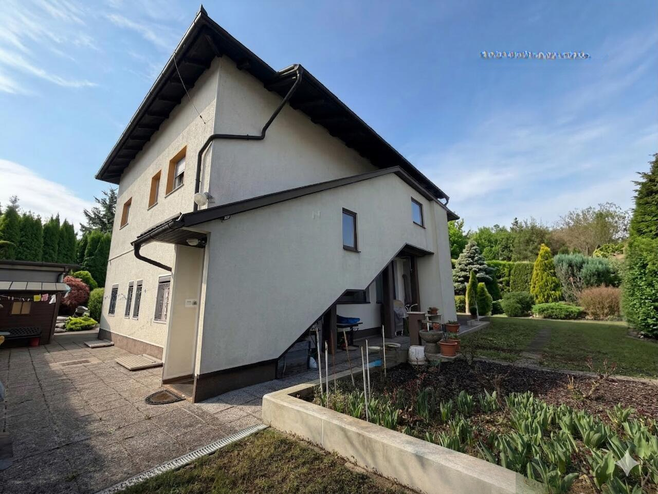 Дом в Любляне, Словения, 330 м² - фото 1