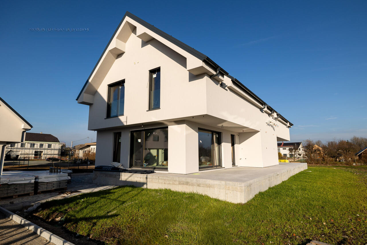 Дом в Любляне, Словения, 128 м² - фото 1