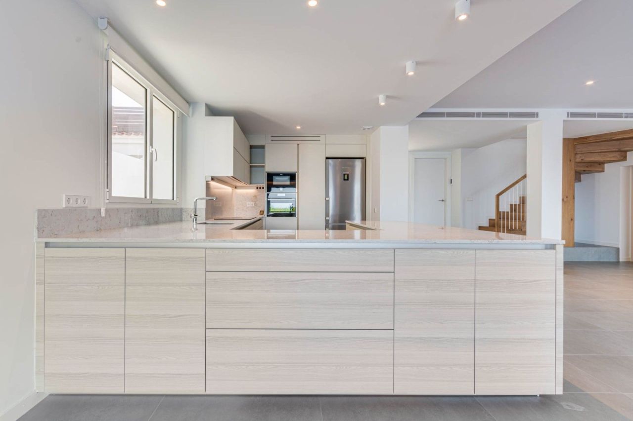 Вилла на Коста-Брава, Испания, 254 м² - фото 10