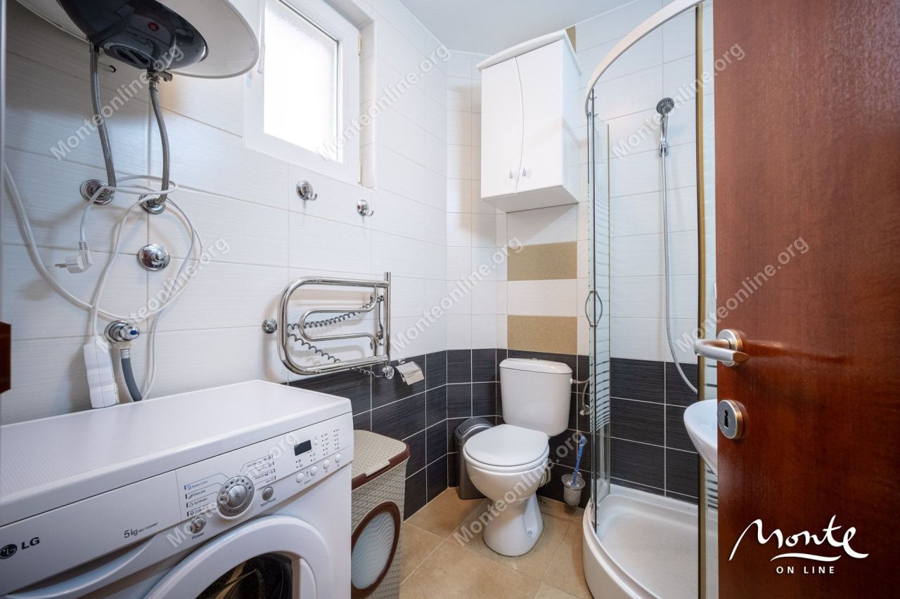 Апартаменты в Бечичи, Черногория, 55 м² - фото 15