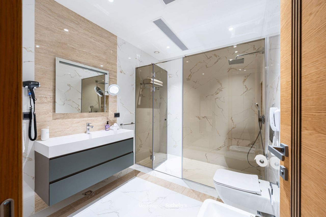 Апартаменты в Тивате, Черногория, 710 м² - фото 12