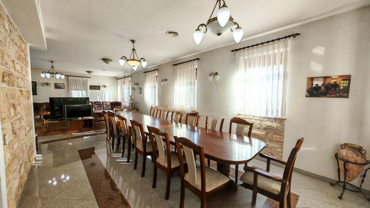 Дом в Любляне, Словения, 778 м² - фото 4