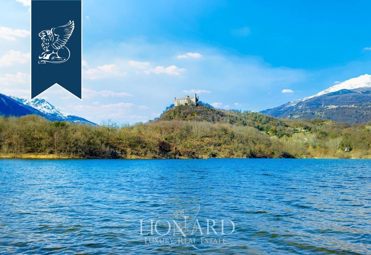 Замок в Турине, Италия, 2 525 м² - фото 3