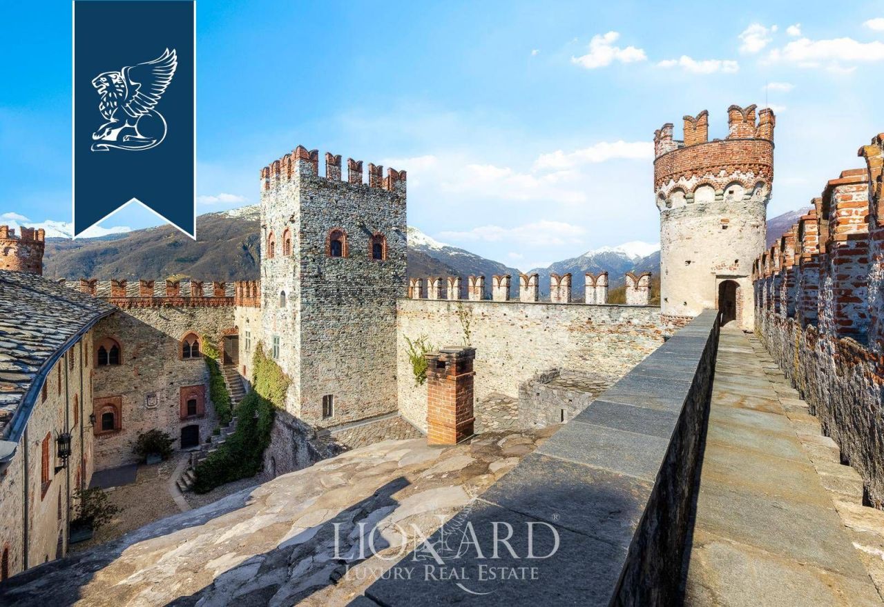 Замок в Турине, Италия, 2 525 м² - фото 4