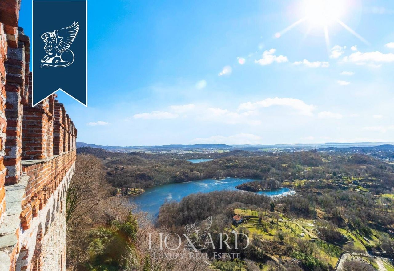 Замок в Турине, Италия, 2 525 м² - фото 6