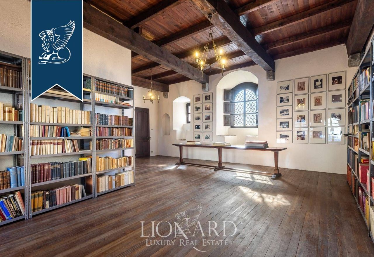 Замок в Турине, Италия, 2 525 м² - фото 12