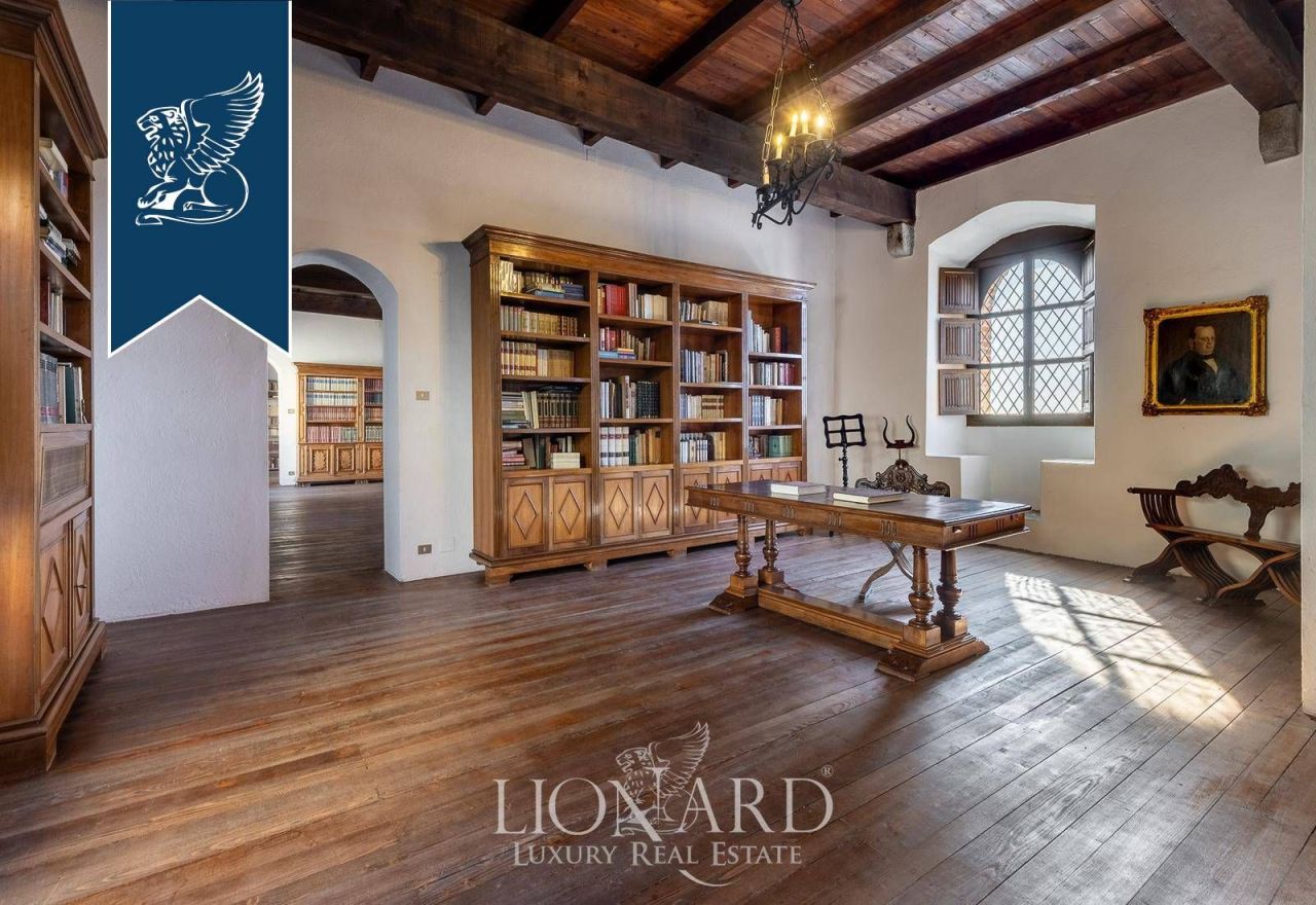 Замок в Турине, Италия, 2 525 м² - фото 13