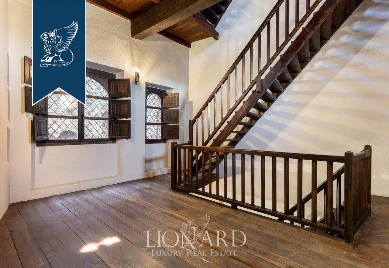 Замок в Турине, Италия, 2 525 м² - фото 14