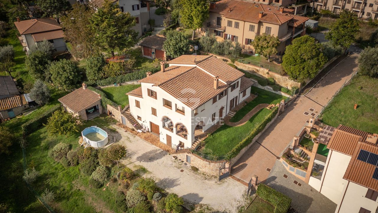 Вилла в Читта-делла-Пьеве, Италия, 413.2 м² - фото 2