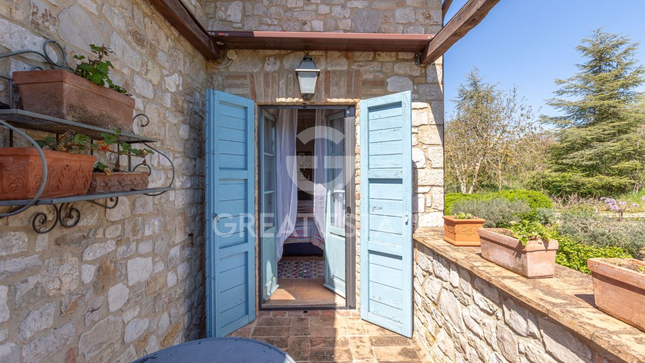 Дом в Тоди, Италия, 133 м² - фото 7