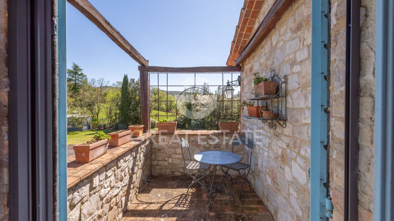 Дом в Тоди, Италия, 133 м² - фото 8