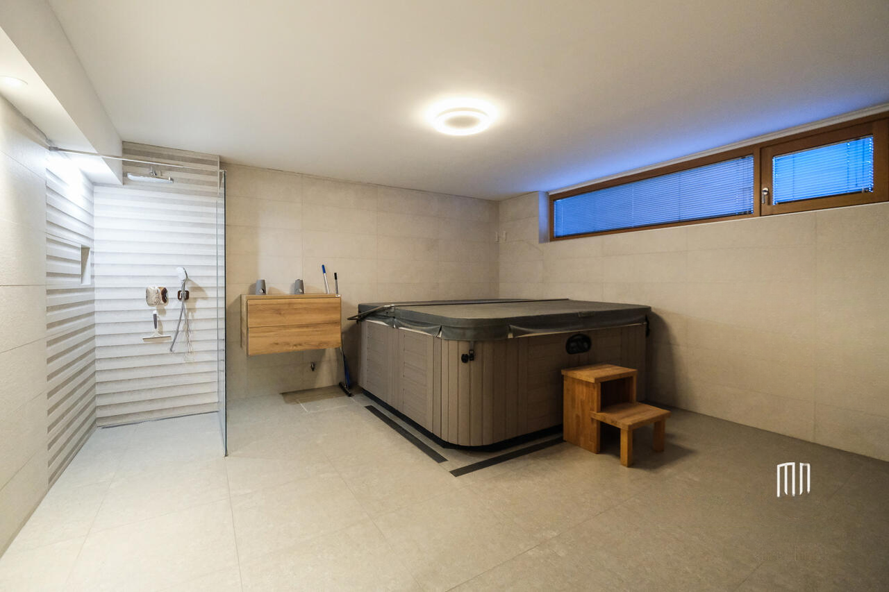 Дом в Любляне, Словения, 350 м² - фото 9