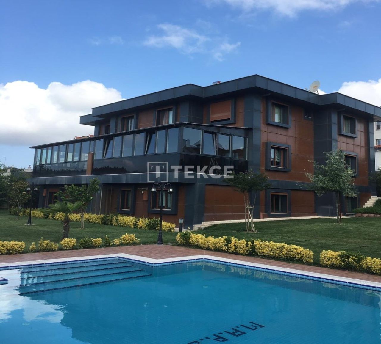 Вилла в Стамбуле, Турция, 750 м² - фото 1