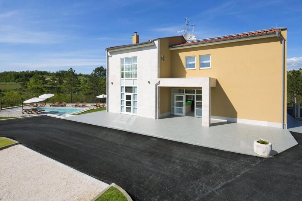 Отель, гостиница в Мотовуне, Хорватия, 820 м² - фото 10