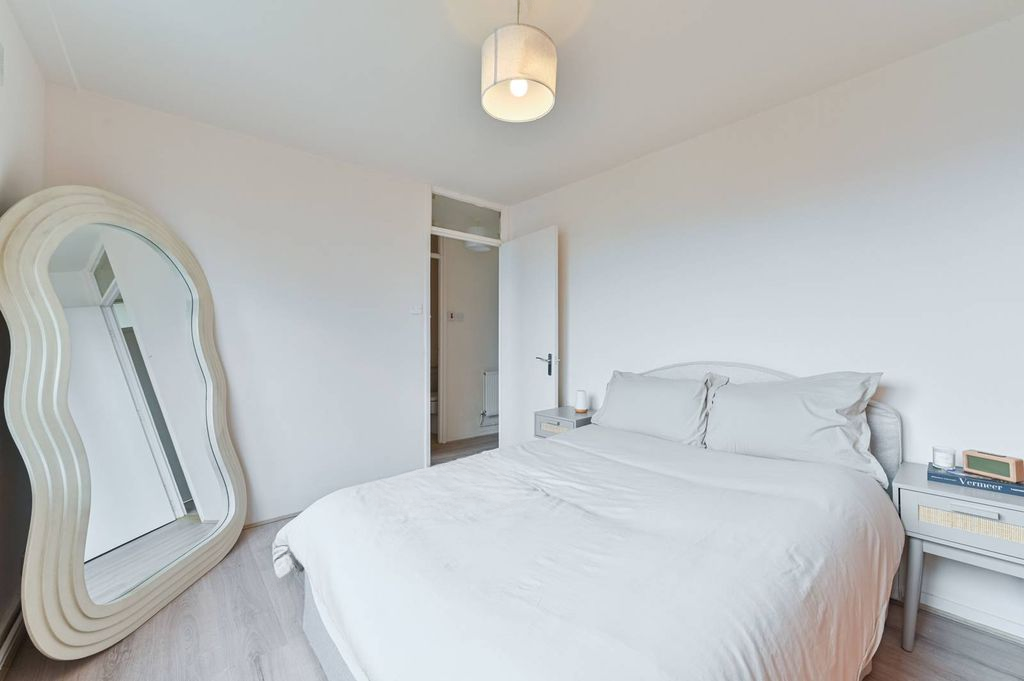 Квартира в Лондоне, Великобритания, 77 м² - фото 1