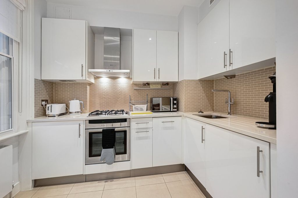 Квартира в Лондоне, Великобритания, 39 м² - фото 1