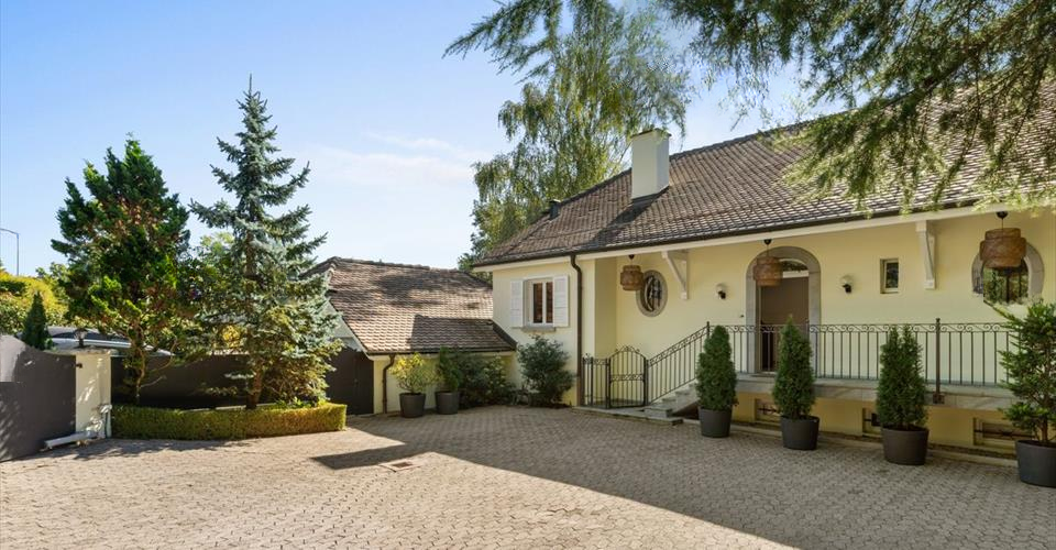 Квартира в Женеве, Швейцария, 360 м² - фото 1