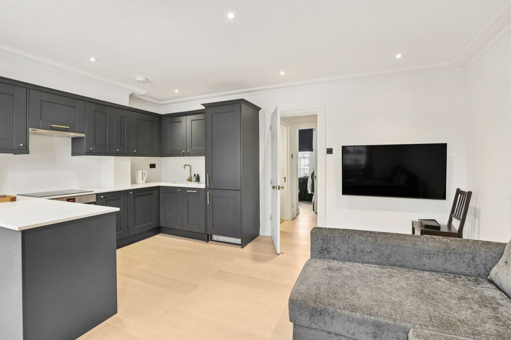 Квартира в Лондоне, Великобритания, 32 м² - фото 1