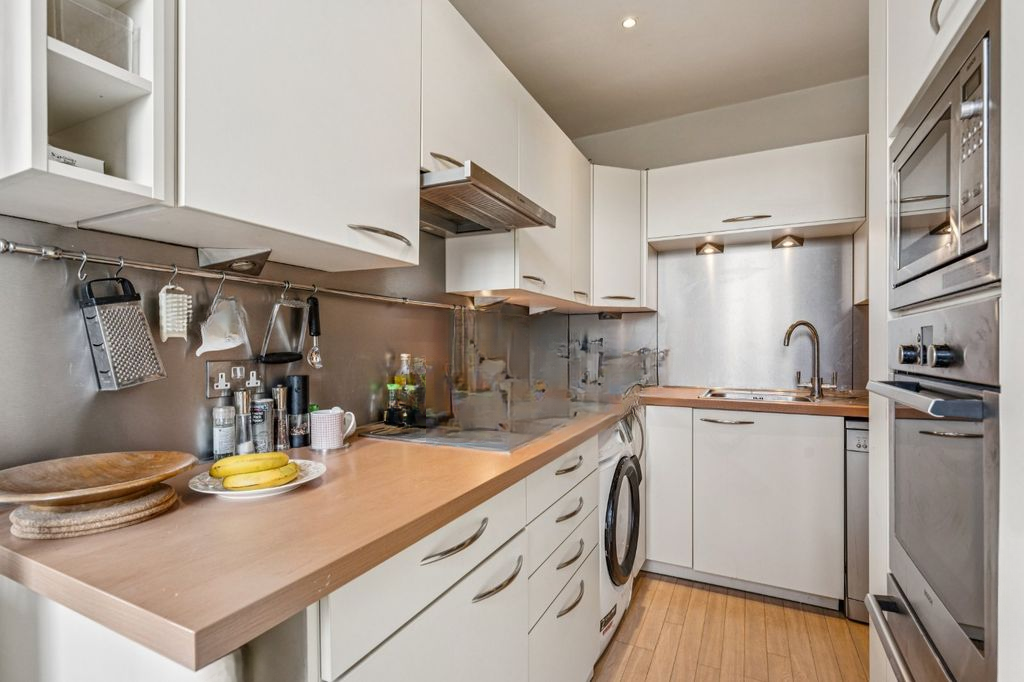 Квартира в Лондоне, Великобритания, 87 м² - фото 2