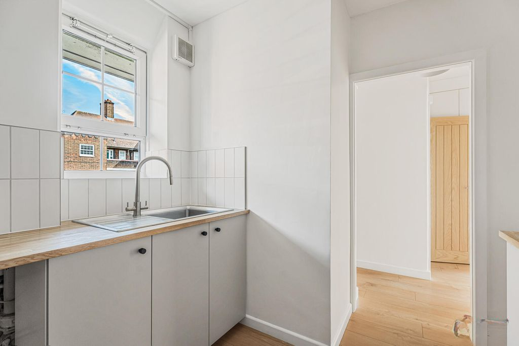 Квартира в Лондоне, Великобритания, 43 м² - фото 2