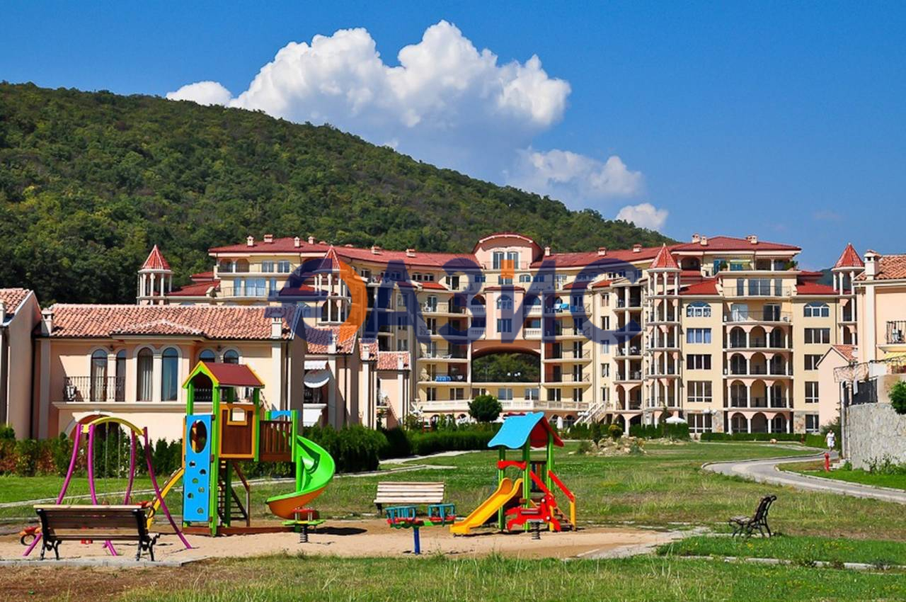 Апартаменты в Елените, Болгария, 74.2 м² - фото 16