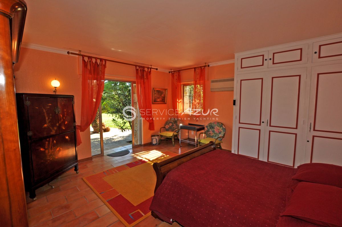 Вилла в Мужене, Франция, 230 м² - фото 10