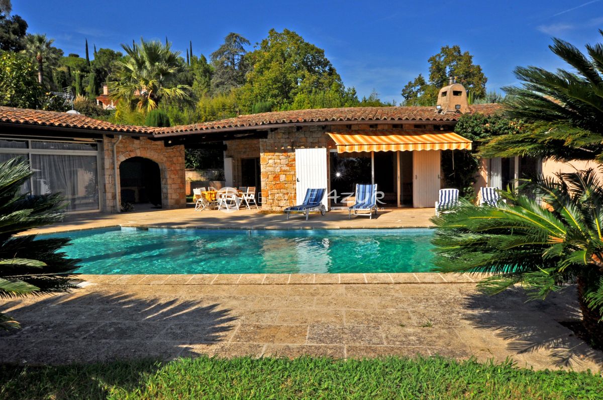 Вилла в Мужене, Франция, 230 м² - фото 17