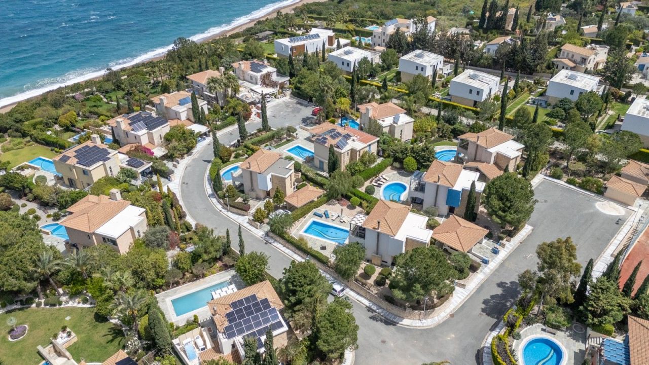 Вилла в Пафосе, Кипр, 220 м² - фото 1