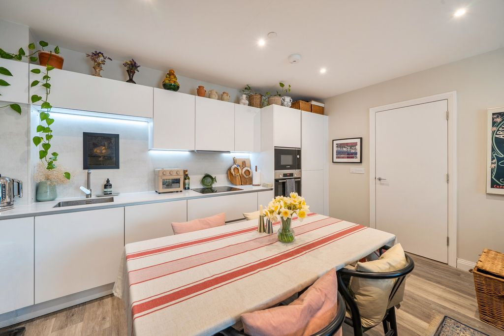 Квартира в Лондоне, Великобритания, 56 м² - фото 4