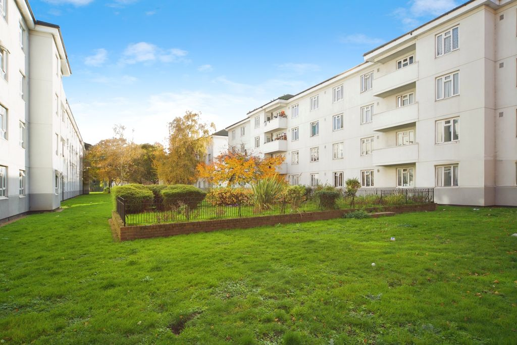 Квартира в Лондоне, Великобритания, 63 м² - фото 7