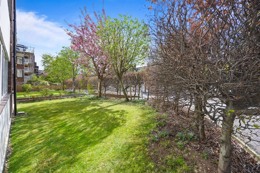 Квартира в Лондоне, Великобритания, 26 м² - фото 8