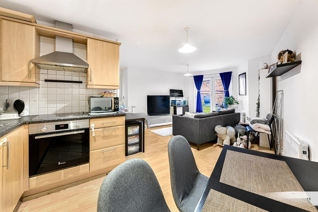 Квартира в Лондоне, Великобритания, 53 м² - фото 11