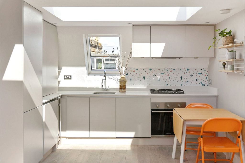 Квартира в Лондоне, Великобритания, 49 м² - фото 12