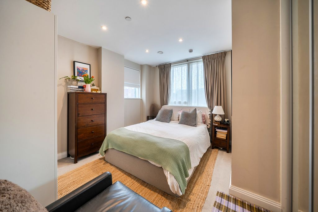 Квартира в Лондоне, Великобритания, 56 м² - фото 16