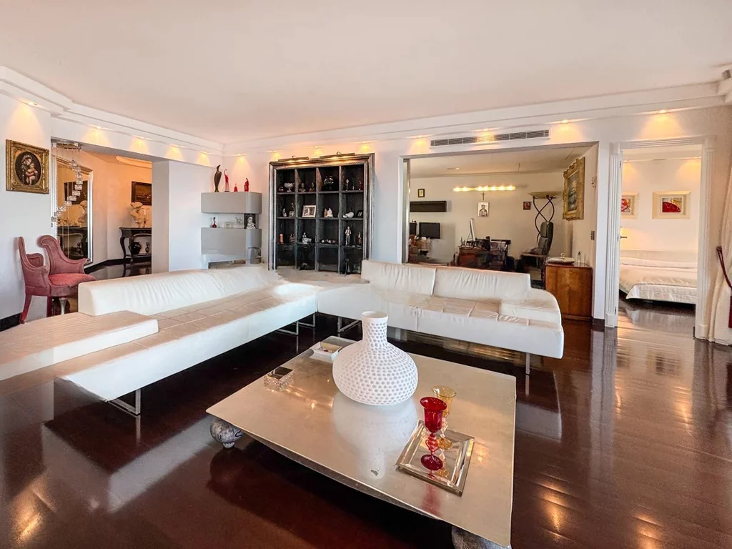 Квартира в Сен-Романе, Монако, 300 м² - фото 1