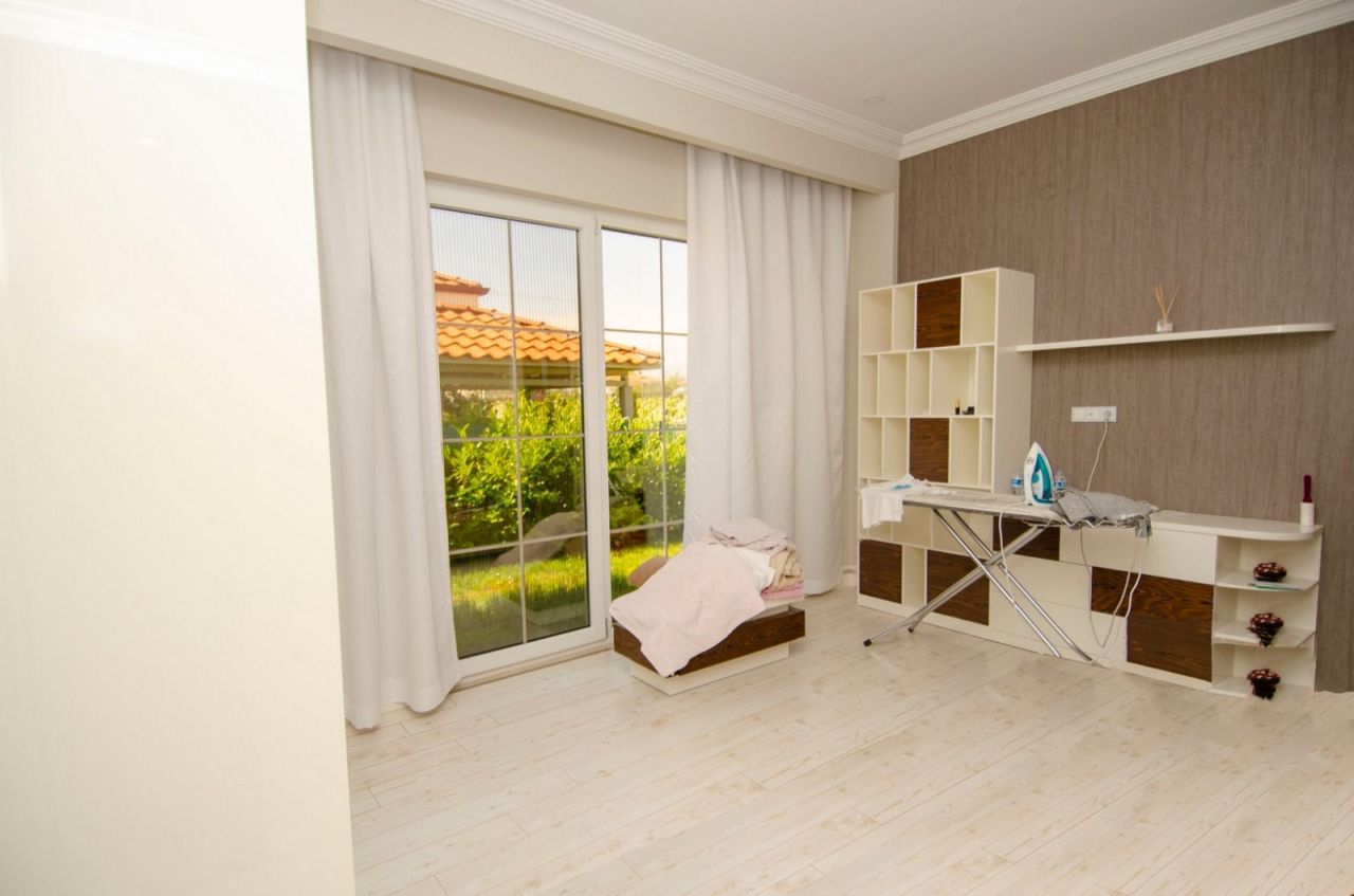 Вилла в Анталии, Турция, 320 м² - фото 7