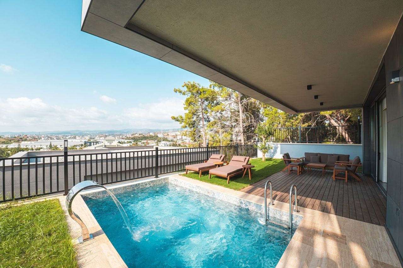 Вилла в Алании, Турция, 240 м² - фото 1